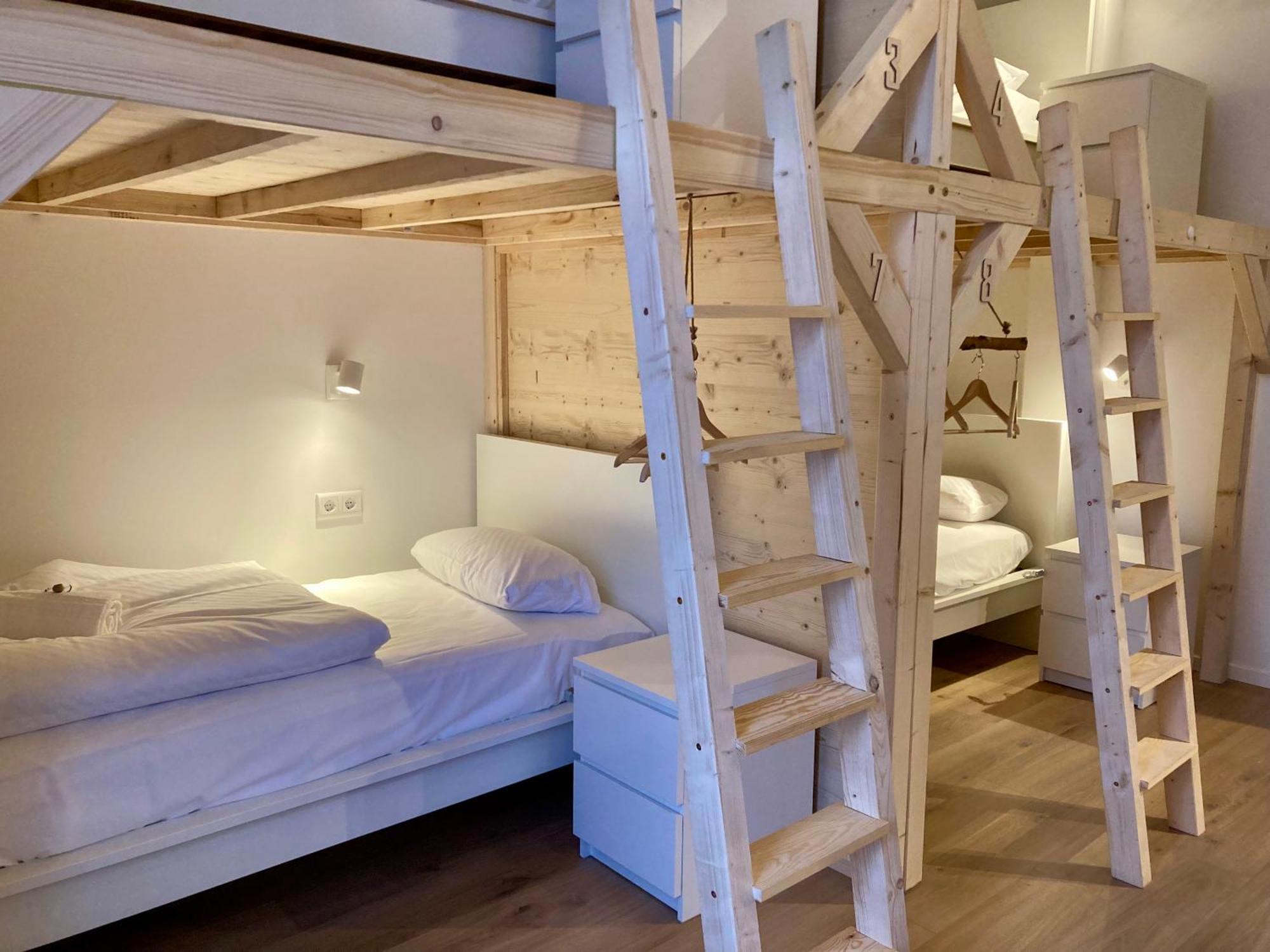 Minimal Kreuzberg Hostel *